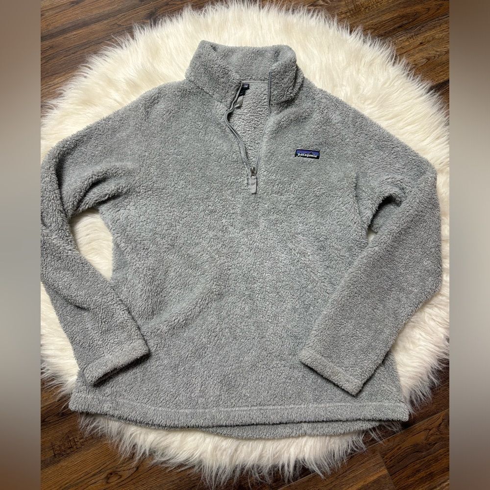 Patagonia Los Gatos Gray Fuzzy Sherpa Quarter Zip size Medium